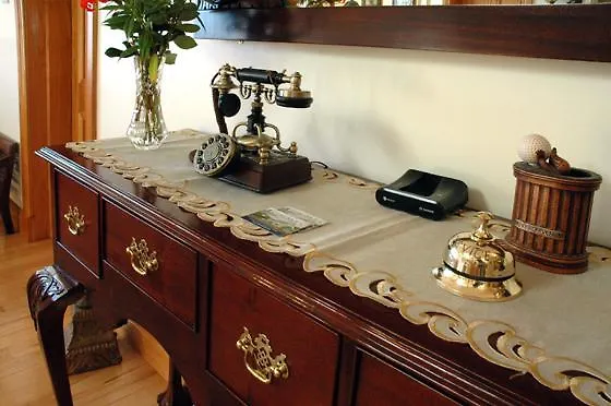 Caldra Nocleg ze śniadaniem 3*